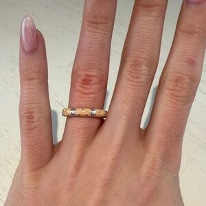 Elegant Tan and Silver Women's Ring